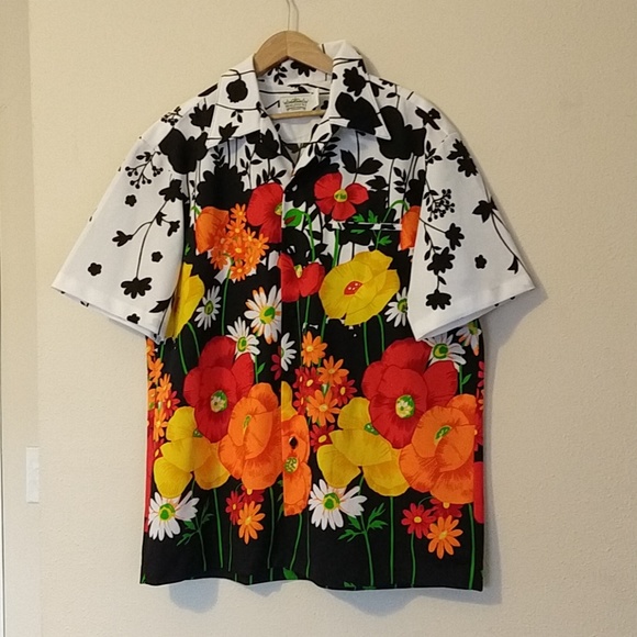 malihini Other - ⬇️ $65 Vintage Malihini button down Hawaiian shirt